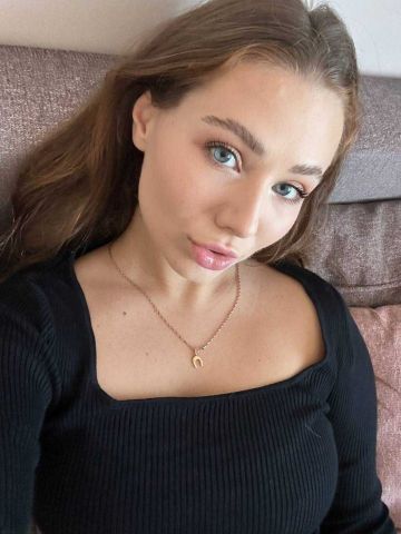 Кира Белозерск